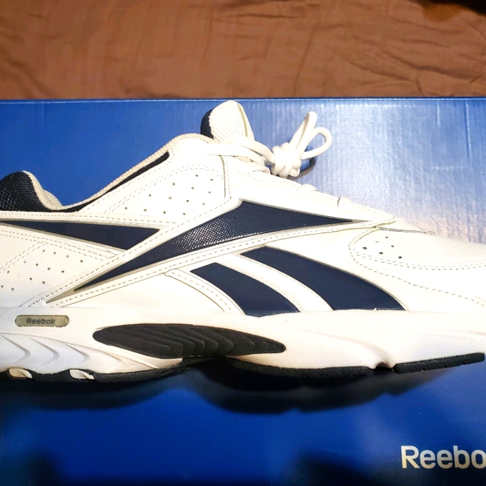 Reebok Walk Arounds extra wides